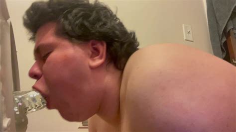 Dildo BJ ThisVid