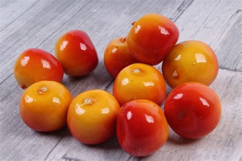 Яблоня "Ранетка": описание, фото, отзывы