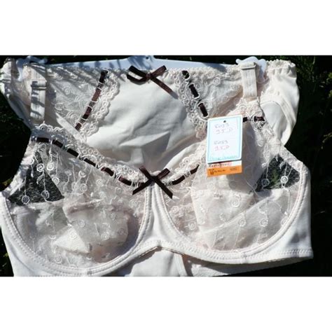 Ensemble Lingerie Soutien Gorge D Culotte Beige Cdiscount Pr T Porter