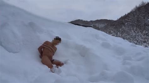 Naked Man Wallowing In Snow 2 ThisVid
