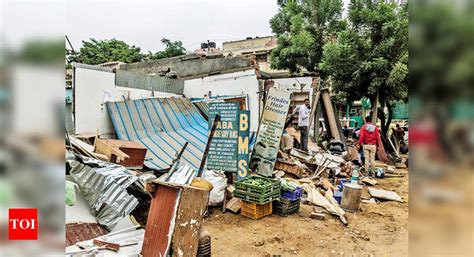 Gurugram DTCP Razes 15 Illegal Shops Seals 2 Buildings In DLF Areas