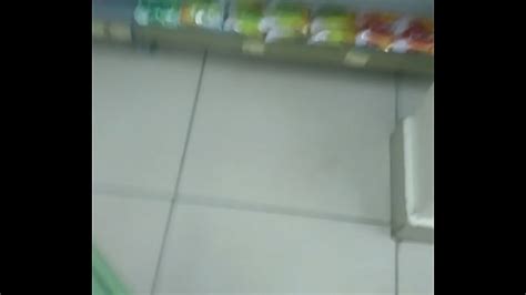 Vidéos voyeur upskirt XVIDEOS