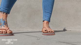 Lost Friend Giantess Tiny Men Video Turbobit Giantess Porn Comics And Videos Giantessa Net