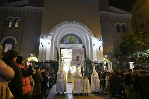 Fotos Semana Santa de Zaragoza 2024 Viacrucis de la cofradía de la