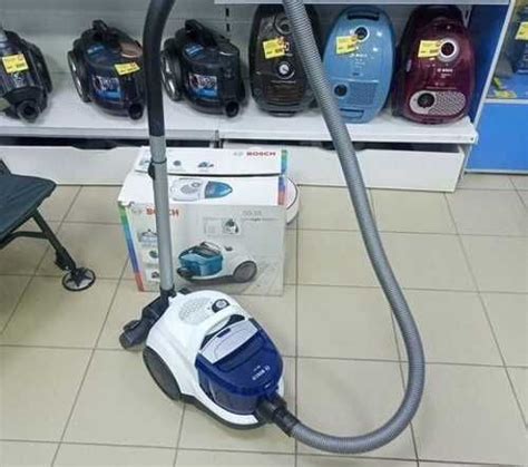 Пылесос с контейнером Bosch GS 10 BGS1U1805 | Festima.Ru - Мониторинг ...