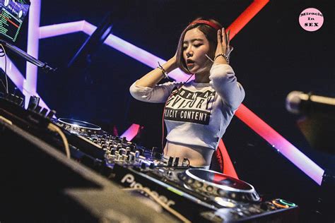 Cerita Dewasa Info Dunia Seksual Foto Hot Video Hot