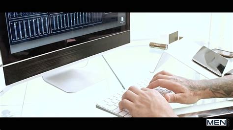 Flash A Gay XXX Parody