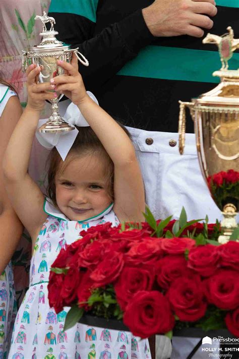 Churchill Downs Racetrack Seating Chart and Venue Guide 4