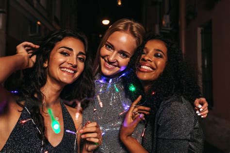 Brincadeiras para chá de lingerie as mais divertidas