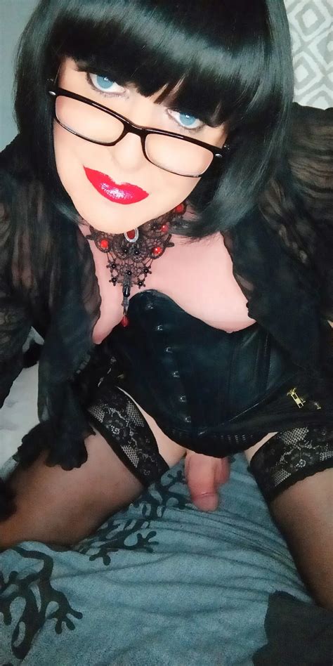 Emma Browne Nude Pics XHamster