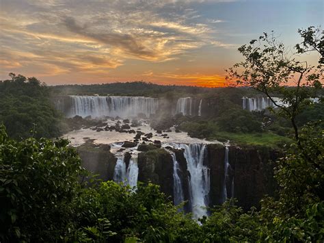 [OC] Sunset at Iguazu Falls / Brazil [1536x1024] : r/EarthPorn