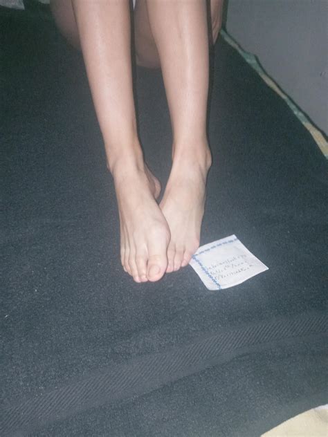 Never Showing My Naked Body Neither My Face But Yes I M A Girl U Sabrinasfeet555