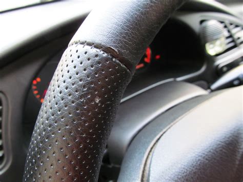 Первые потертости оплетки руля от AUTOPROFI — ЗАЗ Chance, 1,5 л, 2011 ...