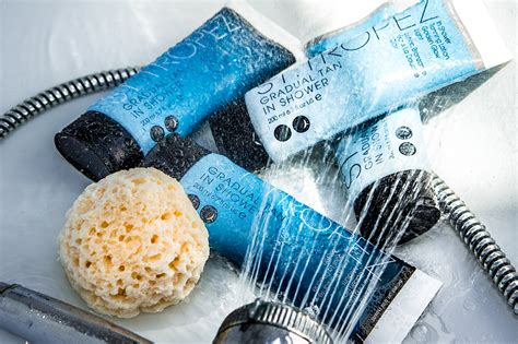 Лучший автозагар: St. Tropez In Shower Tanning Lotion | Cosmetiqua Magazine