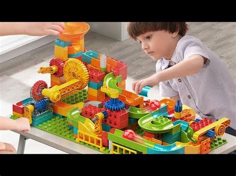 Механический конструктор с мотором и горками - YouTube