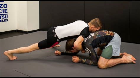 corner front headlock takedown system bjj world