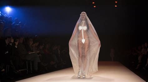 Mercedes Fashion Week Gli Abiti Da Sposa Nude Look Lady Blitz