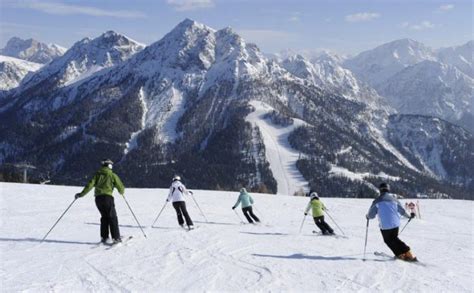 Cortina Ski Resort Guide | Skiing in Cortina | Ski Line