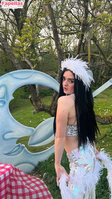 Maisie Williams Aka Maisie Williams Nude Leaks Fapellas