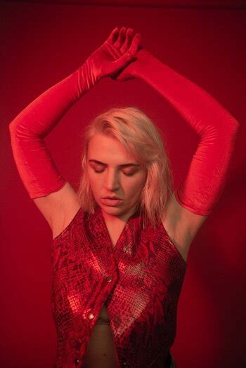 Self Esteem Selfesteemselfesteem Nude Leaks FapSea