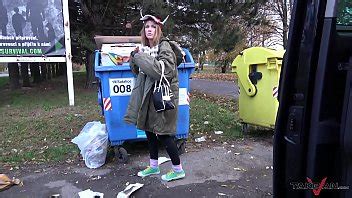 Totalmente Loco Ver A Una Rubia Follada Y Expulsada De La Camioneta Xvideos