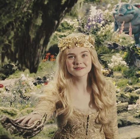 Elle Fanning In Maleficent 1 In 2020 Disney Live Action Elle Fanning