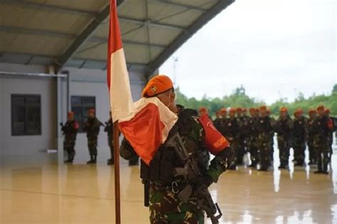 Satuan Elite Yonko Kopasgat Tni Au Diterjunkan Ke Bumi Papua