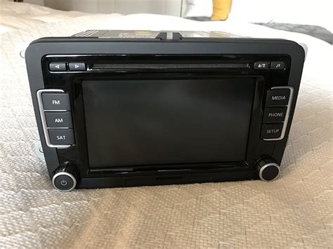 FS: RCD-510 Premium 8 Radio 1K0-035-180-AE with code $220