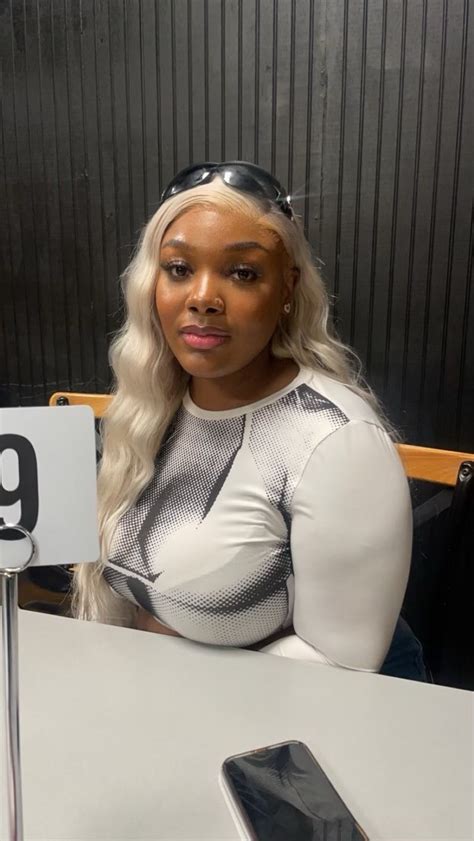 Blonde Lace Front Wig Body Wave Full Lace Wigs Glueless X Lace Fron Onemorehair