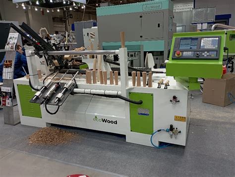 Автоматический токарный станок EcoWood Round Master - купить по ...