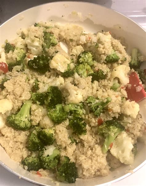 Quinoa and Broccoli Bowl - Journey With Healthy Me