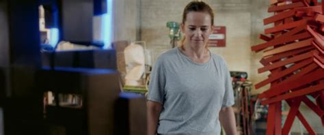 Nude Video Celebs Amy Van Der Weerden Nude Single Street Singel