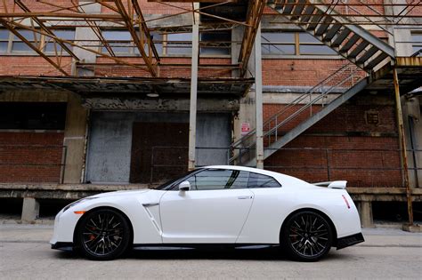 2021 Nissan GT-R: First Drive Review - Maxim