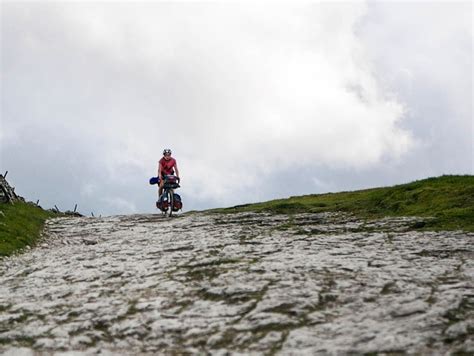 Second City Divide (film) - BIKEPACKING.com