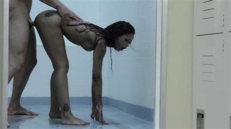 Sexy Black Babe Skin Diamond Sucks His Big Cock And Gets Fucked From Behind From White Witch