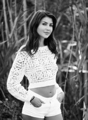 Loraine Lanvi Pussy Close Up Raw Erotic Nude Photo Gallery Morazzia