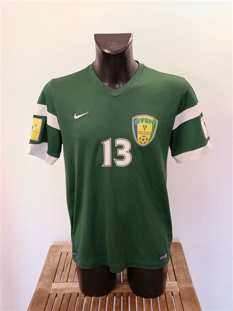 St Vincent and the Grenadines Away football shirt 2016 - 2018.
