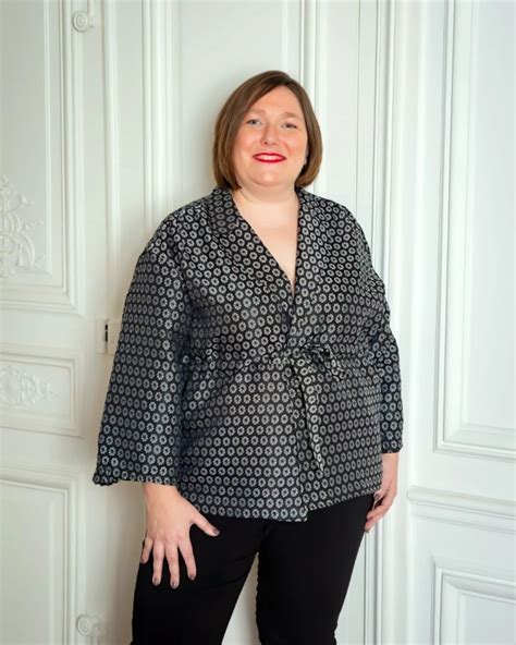 Как подобрать наряд на свадьбу гостье размера плюс-сайз: модные тренды ...