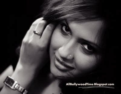 BANGLADESHI HOT MODEL ACTRESS Bangladeshi Hot Model Actress Nadira Nasim Chaity Latest Picture