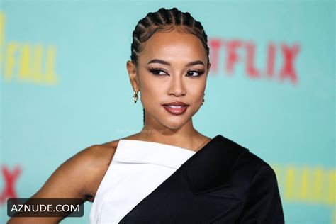 Karrueche Tran Sexy Flaunts Her Hot Legs At The Harder They Fall Premiere In La Aznude