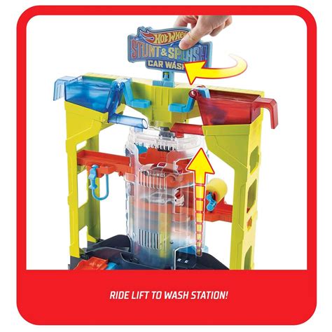 Hot Wheels Stunt Splash Car Wash Playset Grw