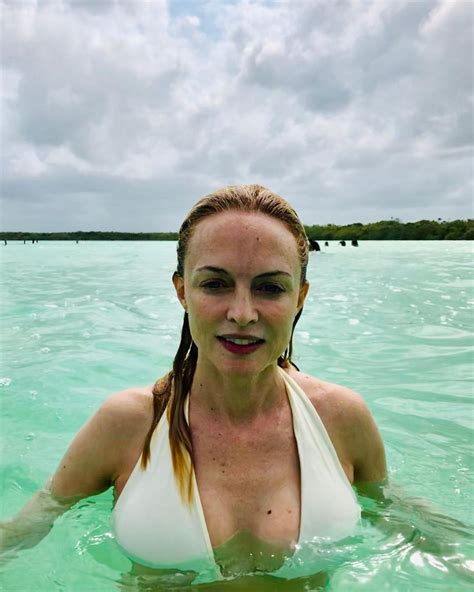 Heather Graham Bikini Drunkenstepfather