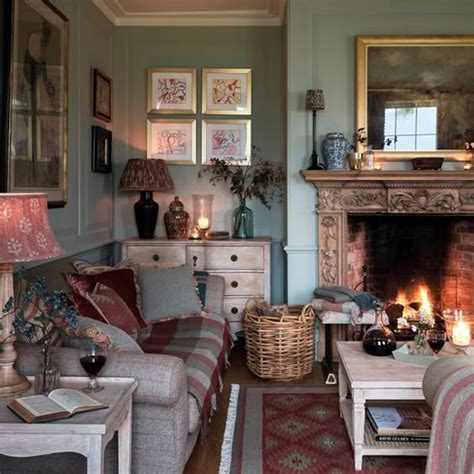 small apartment decorating  clever ways    tiny apartment