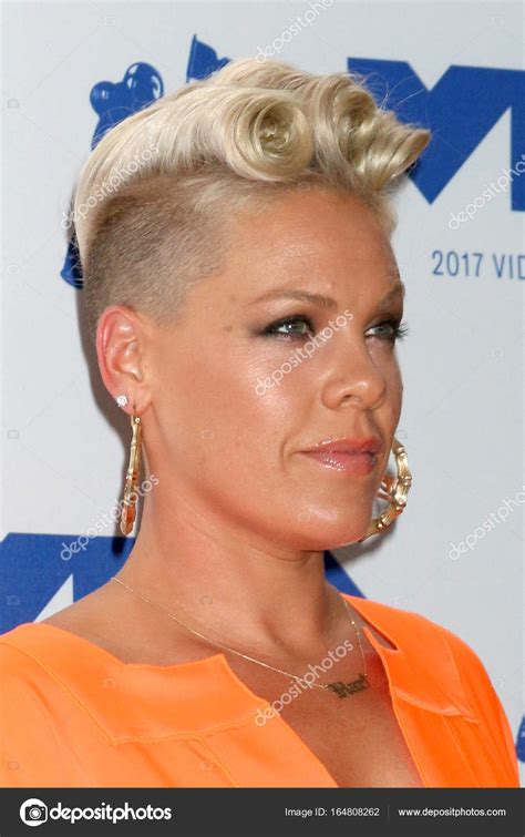 Alecia Beth Moore Long Hair