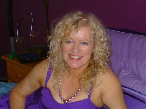 Greeneyerosaleen 62 From Belfast Is A Local Granny Looking For Casual Sex Dirty Granny