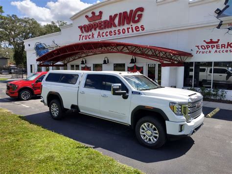 2022 White Gmc Sierra 3500 With Leer 100xr Topperking Topperking