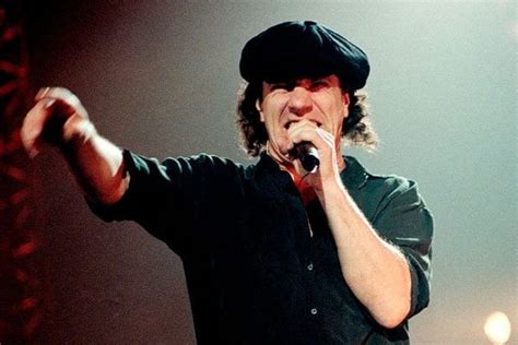 Singer Brian Johnson - SuperbHub