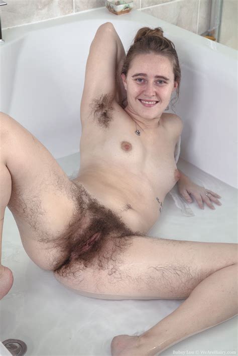 Hairy Chick Bubsy Lou Gets Naked While Posing In The Bathtub 15 Photos