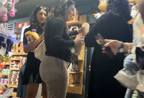 Monster Ass British Milf Pawg Shows Off Her Phat Ass Ass Forum