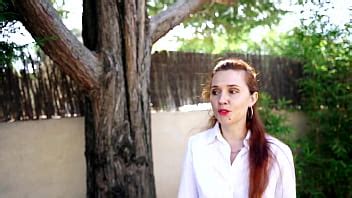 Enfermera pelirroja de tetas pequeñas tiene su primer casting porno XVIDEOS